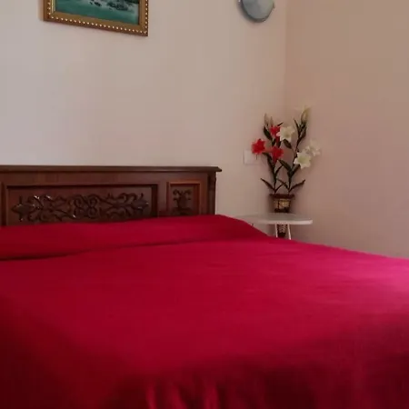住宿加早餐酒店 Liayi Family Hotel（李阿姨家庭旅馆） 罗马