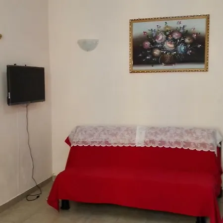 Liayi Family Hotel（李阿姨家庭旅馆） B&B 4*